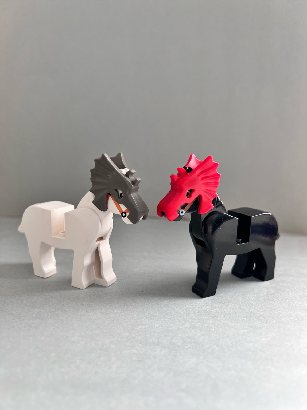 LEGO Castle Horse Minifigure Bundle